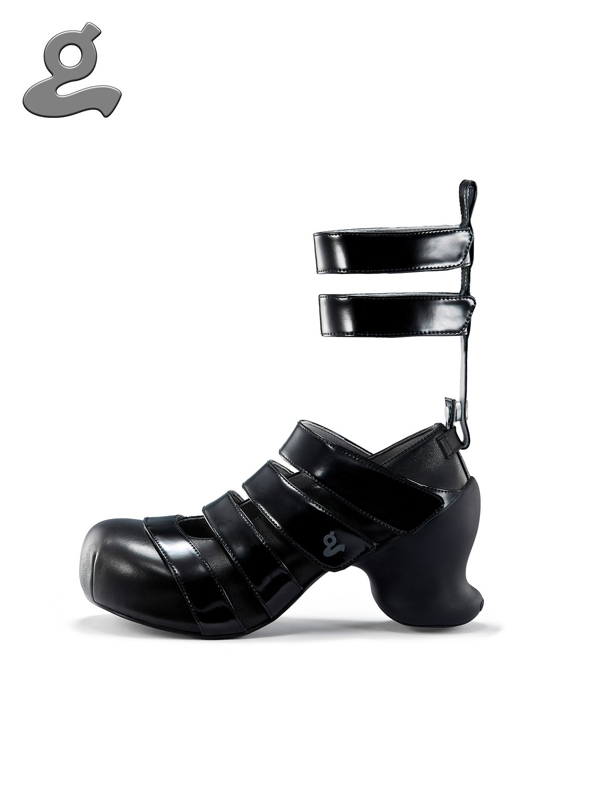 Image of [Pre-Order] Black Velcro Platform Shoes