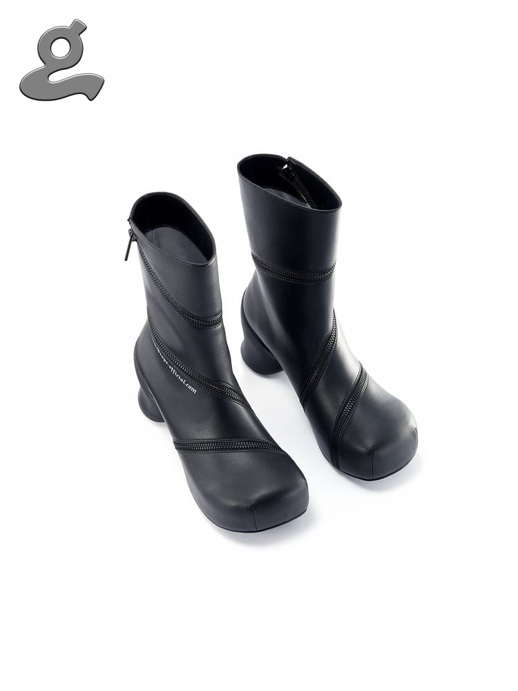 Image of Balck Spiral Zipper Boots