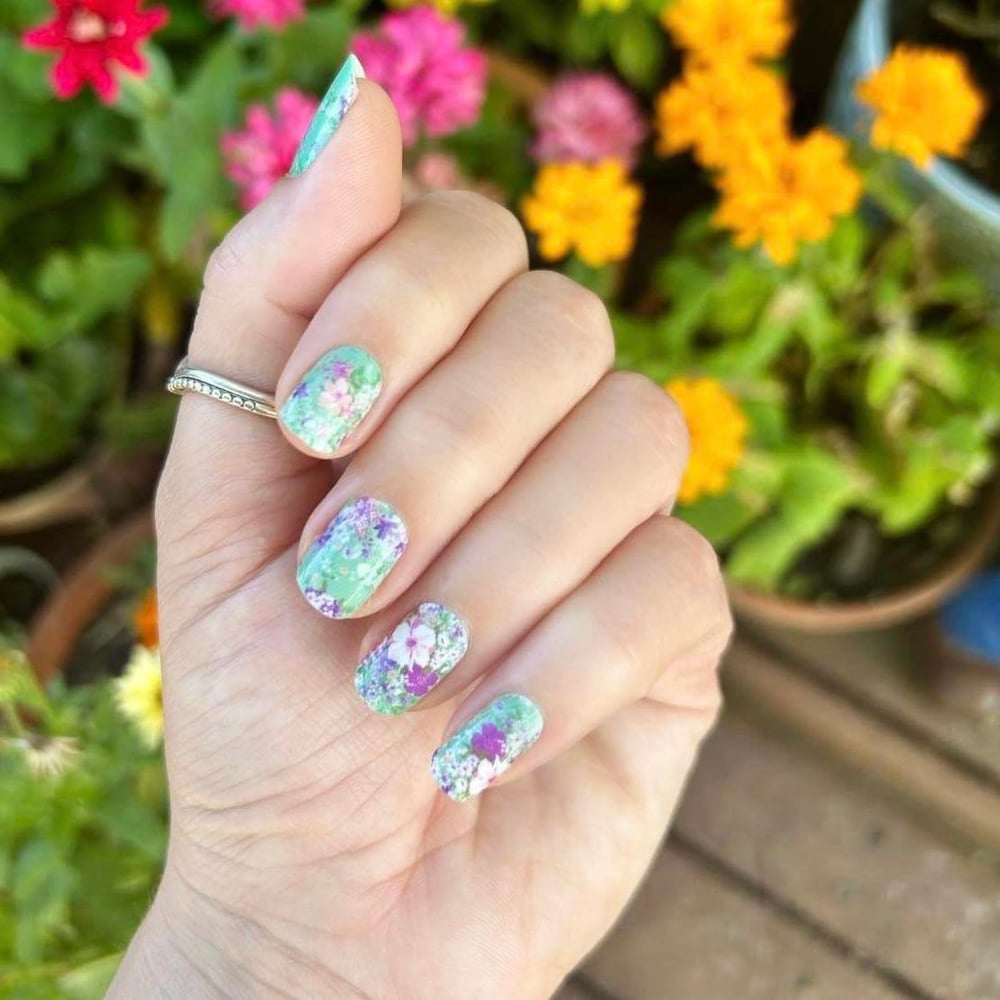 English Garden Nail Polish Strip