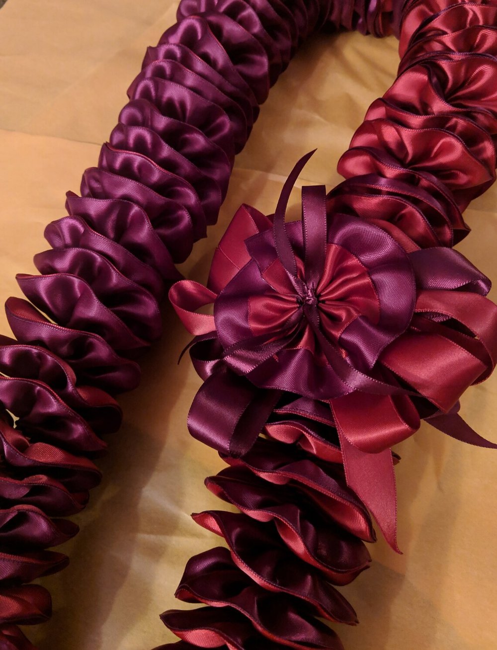 Image of Ruffle Ribbon Lei