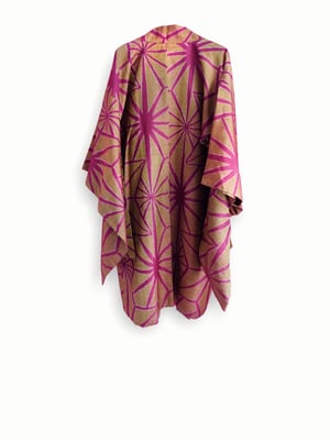 Image of Kort kimono - af bronzefarvet silke med stjernemønster