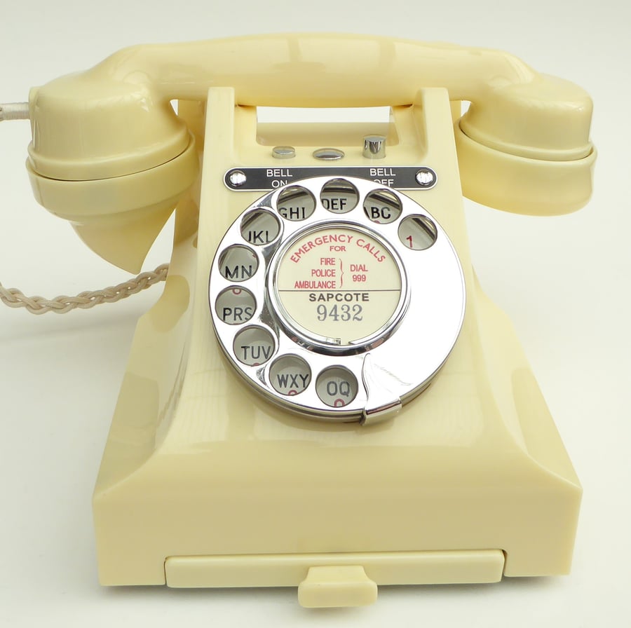 Image of GPO 328 Ivory Telephone
