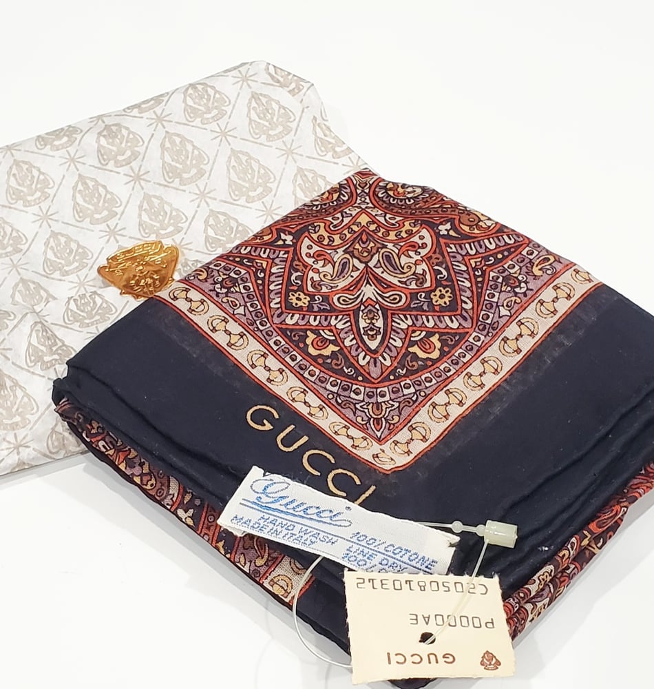 VINTAGE GUCCI FINDS — Vtg Gucci 1984 Handkerchief