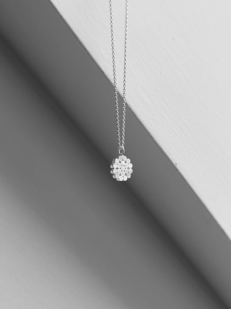 Image of Millefleur Daisy Pendant 