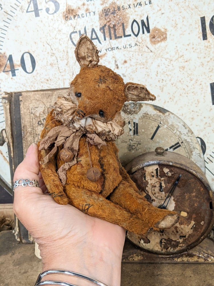 Image of Old FOX- A Frumpy Worn  7.5" Vintage Style FOX   by Whendi's Bears --