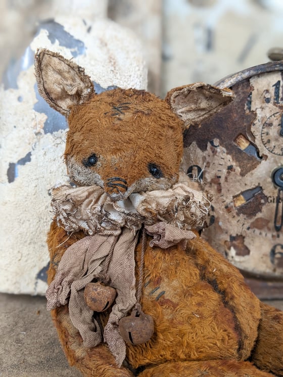 Image of Old FOX- A Frumpy Worn  7.5" Vintage Style FOX   by Whendi's Bears --