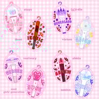 Image 4 of Fandom Acrylic Keychains Series 5