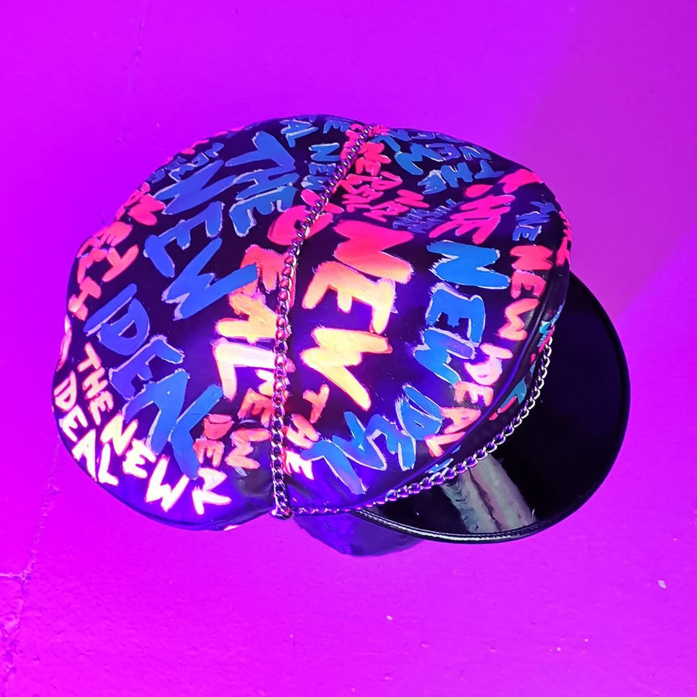 THE NEW IDEAL  MUIR CAP PINK AND BLUE