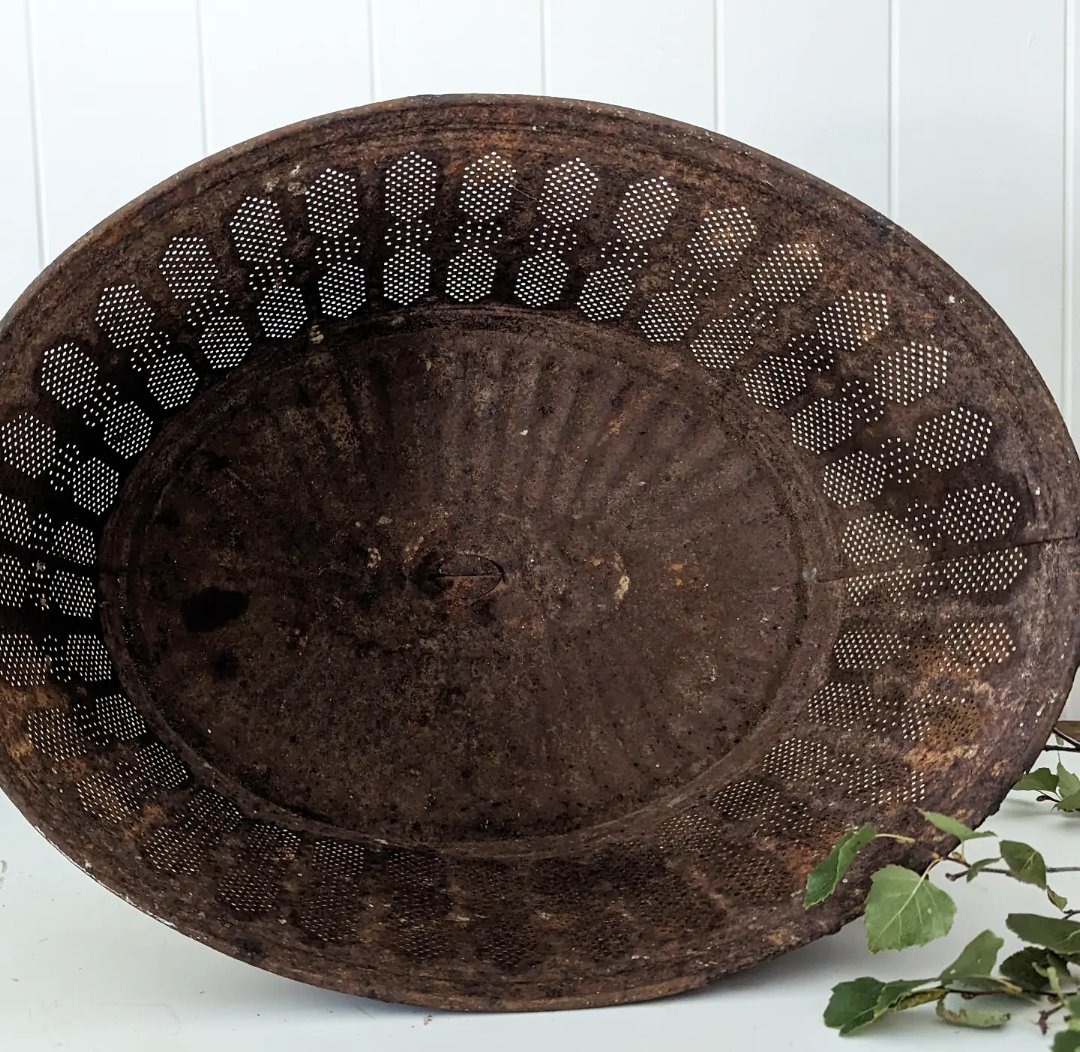 Image of Tin food cover