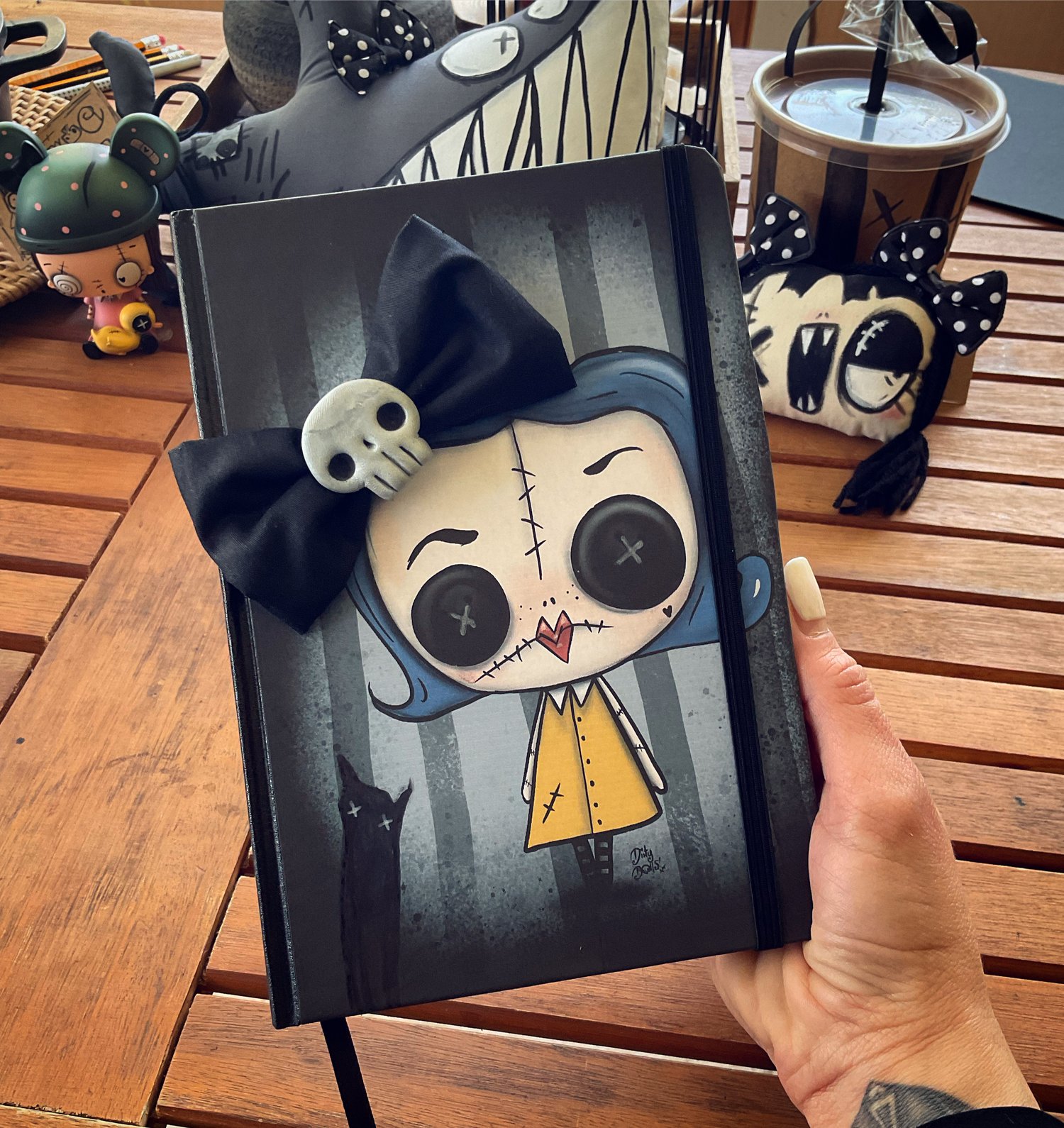 Coraline Sketchbook!!🖤☠️🖤