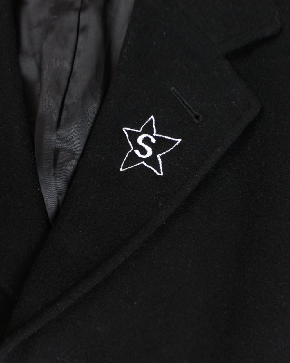 Image of Banshee Cashmere overcoat (Black)