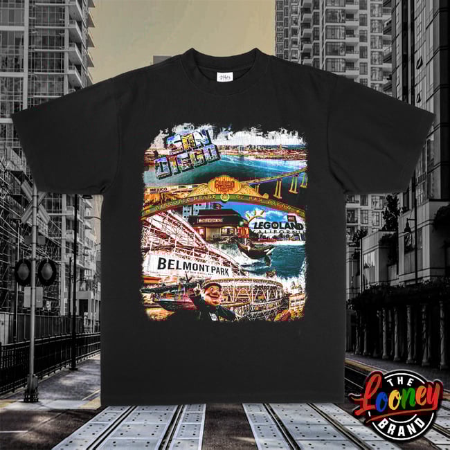 "SD TOURIST" T-Shirt