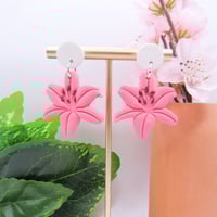 Image 4 of Lirio -Rosa