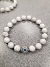 Howlite Ojo Bracelet 