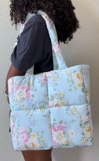 Image 5 of Blue Garden Puffer Tote Bag