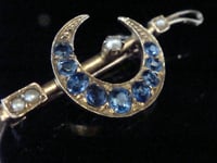 Image 3 of ORIGINAL EDWARDIAN 9CT YELLOW GOLD SAPPHIRE PEARL CRESCENT BROOCH
