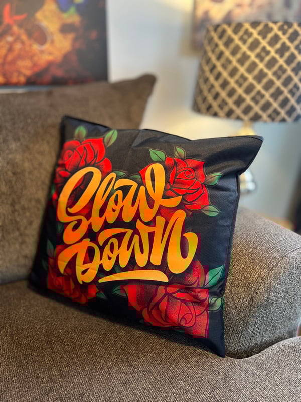 SLOWDOWN TIGER PILLOW COVER