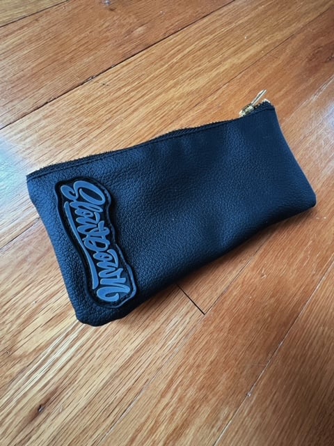 SLOWDOWN MULTI USE ZIPPERED POUCH Black