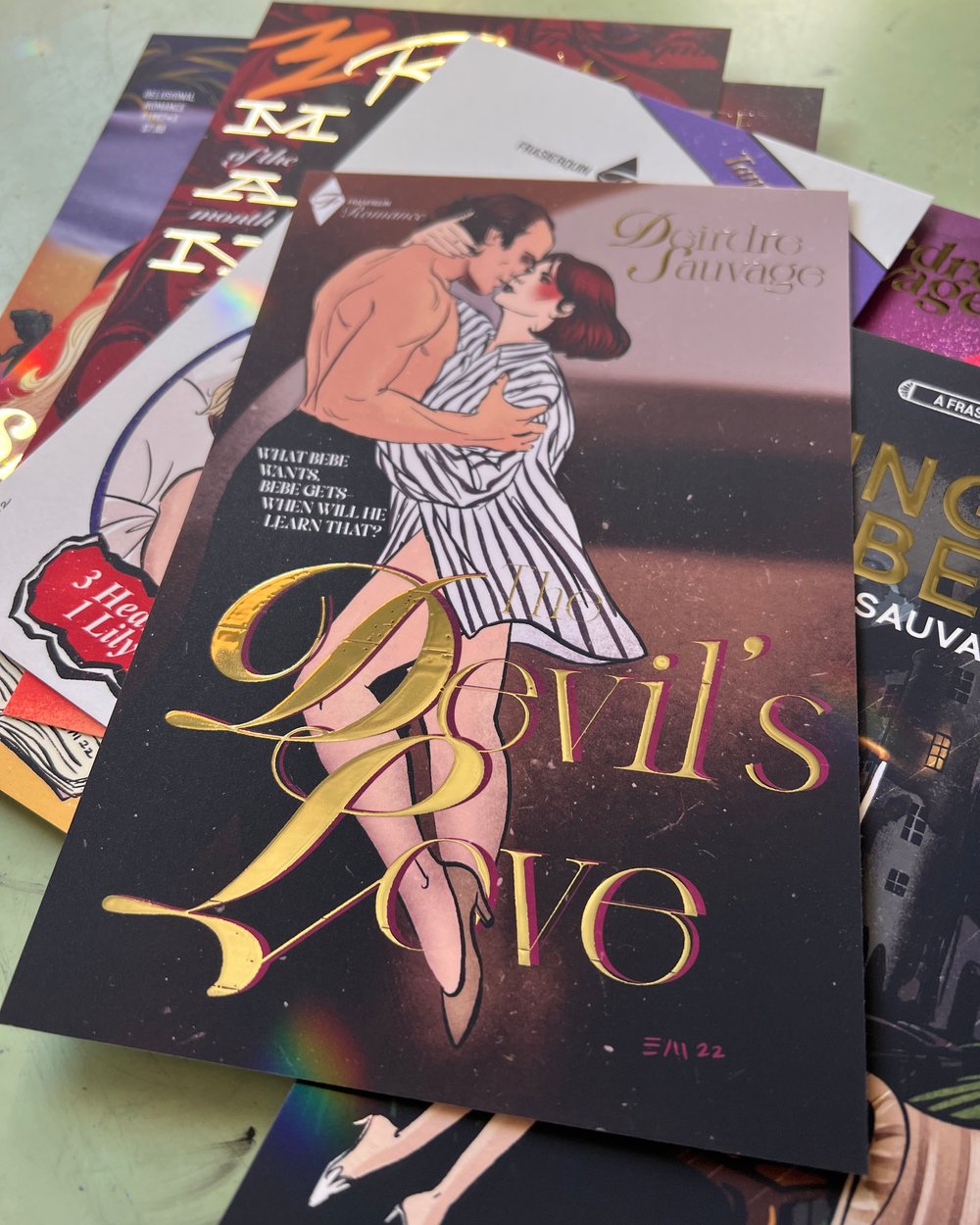 Image of Gold Foil Frasierquin Romance Luxe Postcard Pack