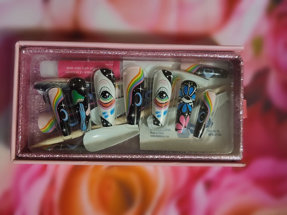 Image of Retro Eyes