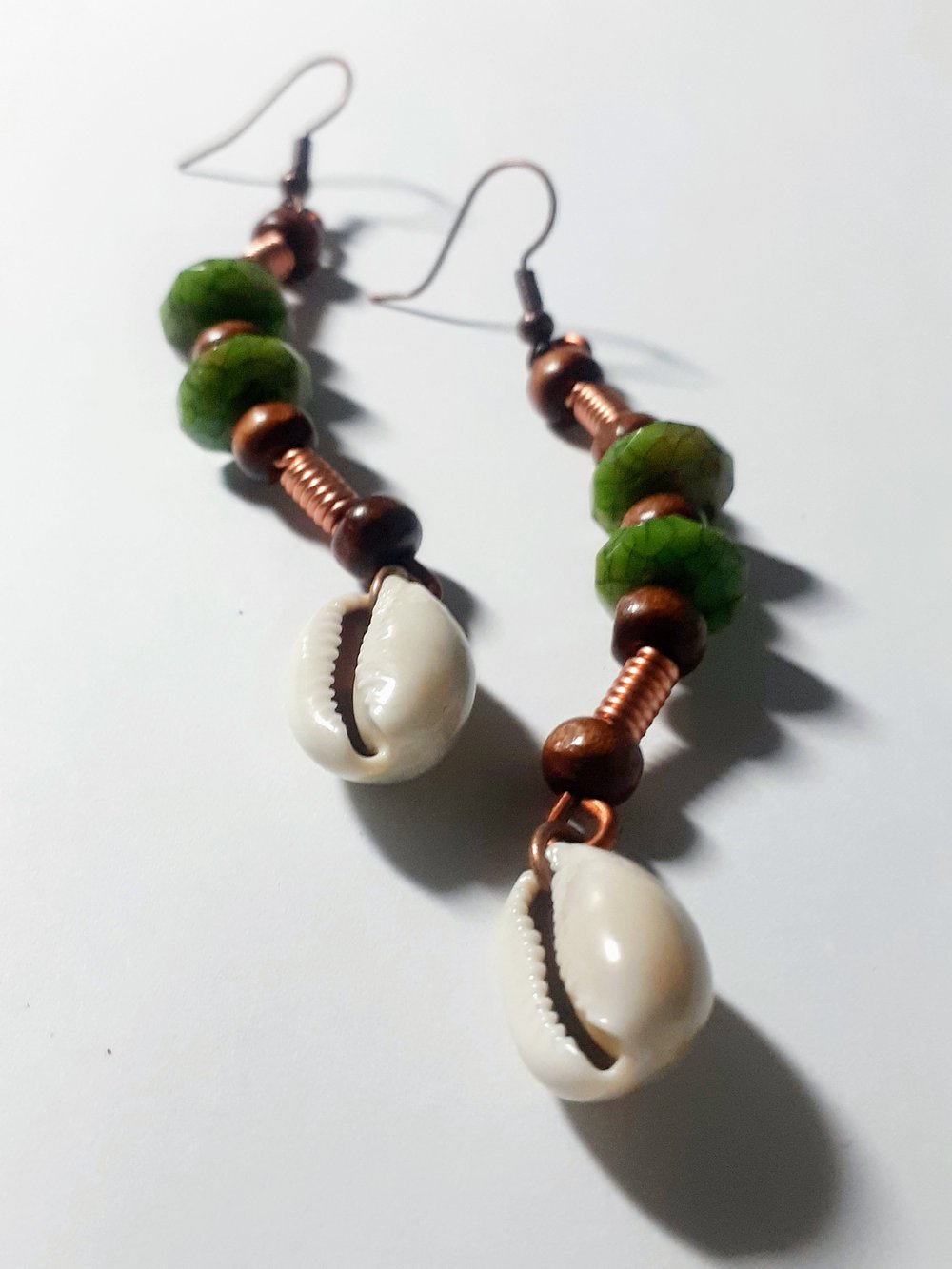 Image of FACTS Beautiful Custom Wire Beaded Cowrie Shell Dangling Earrings w/ Bracelet