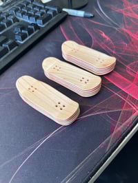 Image 3 of WORM FINGERBOARD DECKS
