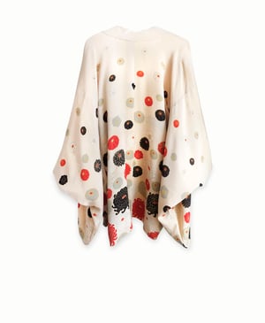 Image of Cremefarvet kort kimono af silke med peoner /'Too Fairy..'