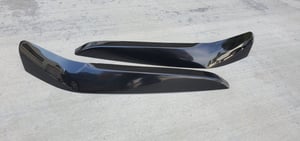 Image of  Lexus IS300  IS200 Toyota Altezza Headlight Eyelid Garnish 