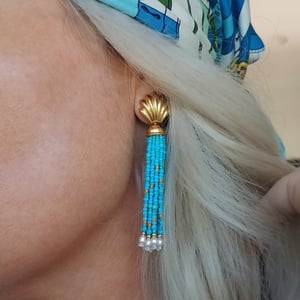 Vintage Shell & Light Blue Tassel