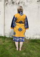 Image 4 of Kanga African Print Bathrobe - Blue floral/yellow background