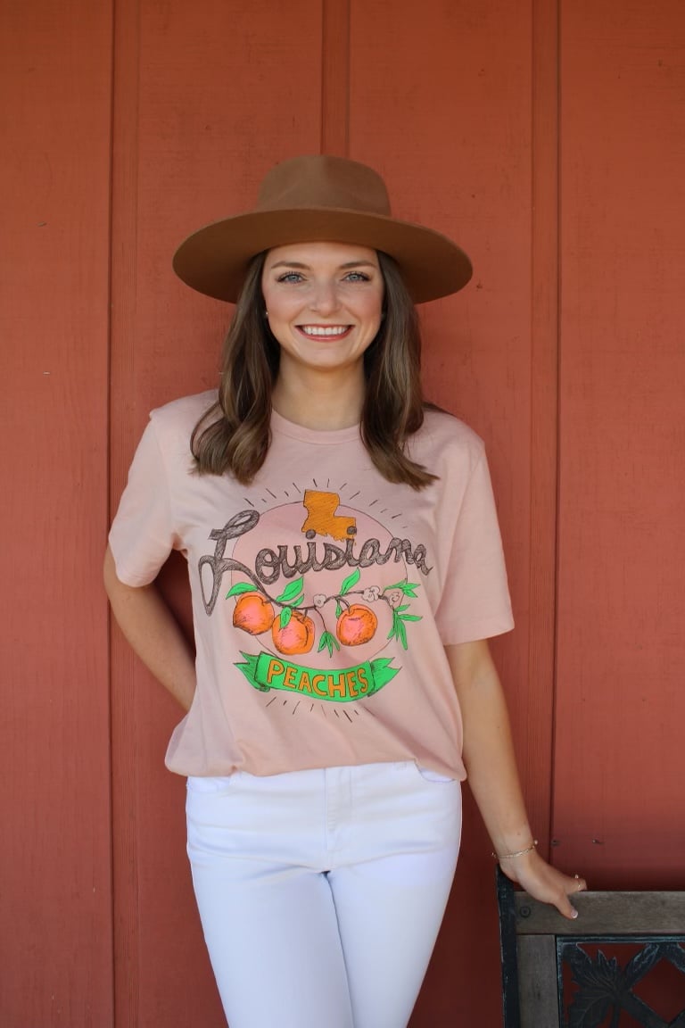 Image of Adult Louisiana Peaches on Peach