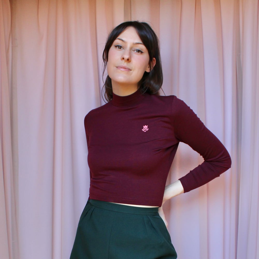 Image of Phuncle Cropped Merino Turtleneck - Mulberry