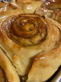 Cinnamon Roll 6”
