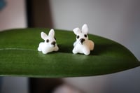 Image 2 of Tiny Glass Bunny with Carrots