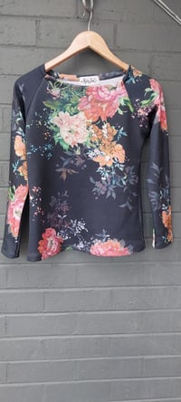Image 1 of KylieJane raglan sleeve top - large floral print