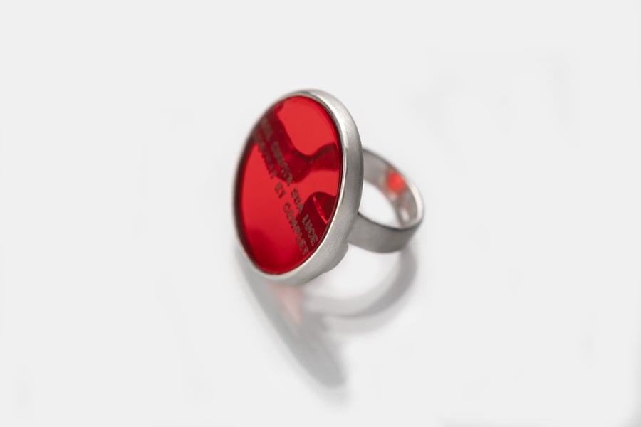 Image of "The sun warms everything.." silver ring with red acrylic glass 35mm · OMNIA SOL TEMPERAT · 