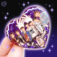 Image 2 of Fake Love Heart