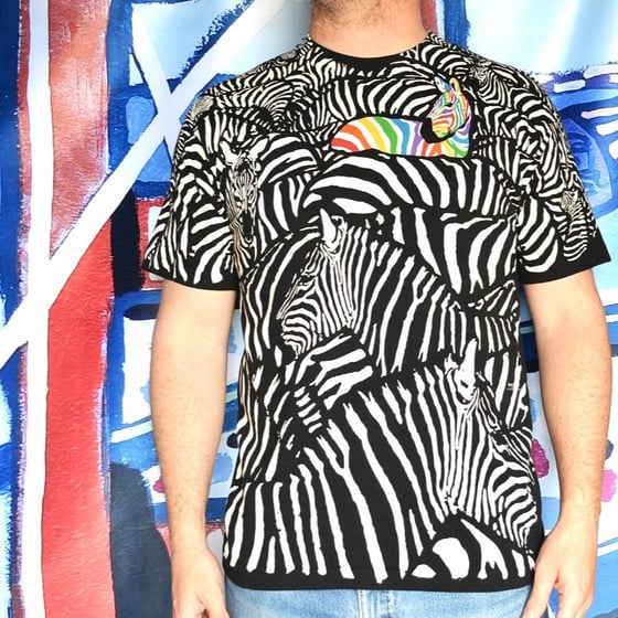 Image of Vintage 1993 Liquid Blue Zebra All Over Print Greg Genrich T-Shirt Sz.L