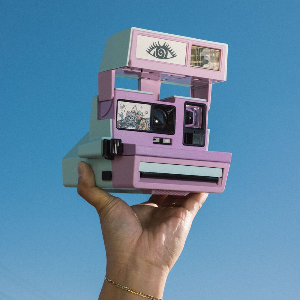 Image of Distortedd Polaroid 600