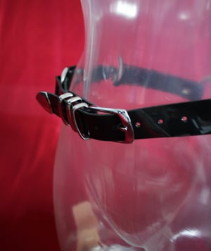 Image of SAMPLE SALE - BLACK PVC BELT WITHOUT CHAINS (Size M)