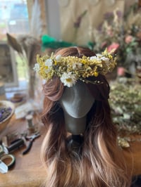 Image 1 of Flower hair garland 