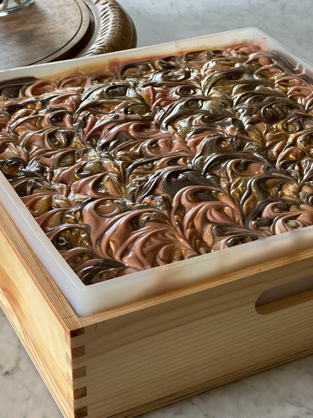 Sweet Tobacco Passionfruit + Tobacco + Patchouli 
