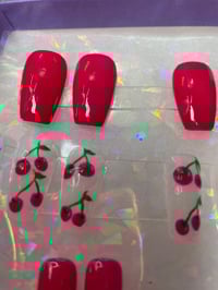 Image 4 of CHERRIES READY TO GO 20 pcs 