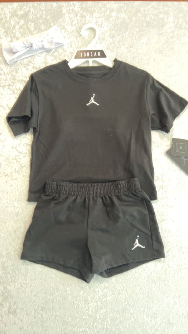 Image of Jordan 2 piece set