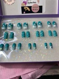 Image 1 of TEAL 24 pcs SPRING READY TO GO BOX 