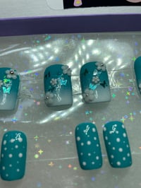 Image 4 of TEAL 24 pcs SPRING READY TO GO BOX 