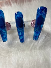 Image 2 of ROYAL BLUE SNAKE PRINT NAILS 
