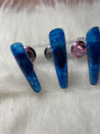 Image 3 of ROYAL BLUE SNAKE PRINT NAILS 