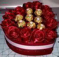 Image 2 of Rosas Eternas