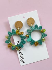 Image 2 of Flora earring Gold & Turquoise